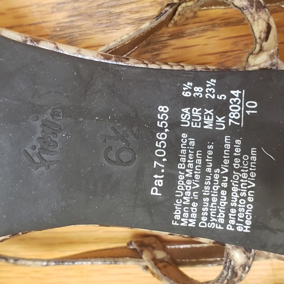 Fioni Snake Skin Heels - Picture 4 of 4